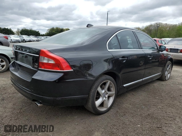 2010 Volvo S80 I6 Turbo with VIN YV1992AH8A1118770, listed as a Copart auction lot 78485004 with 226,153 mi miles and Non Repairable. Bid and sale history available at carsss.com. Image 3.