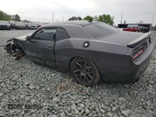 2018 Dodge Challenger T/A with VIN 2C3CDZBT2JH219413, listed as a Copart auction lot 53278745 with 133,257 mi miles and Salvage title. Bid and sale history available at DreamBid. Image 2.