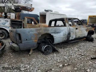 2001 Dodge Ram 3500 with VIN 1B7MF33611J588987, listed as a Copart auction lot 80669104 with 0 mi miles and Non Repairable. Bid and sale history available at carsss.com. Image 3.