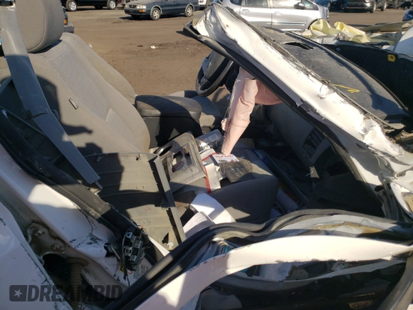 2015 Toyota Tacoma PreRunner z VIN 3TMKU4HNXFM045067, wystawiony jako Copart lot #47186931 z przebiegiem Nie podano mil oraz Szkoda całkowita • Salvage title. Historia ofert i sprzedaży dostępna na DreamBid. Obrazek 5.