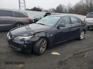 2010 BMW 5 Series 528i with VIN WBANU5C5XAC364163, listed as a Copart auction lot 42795125 with 146,822 mi miles and Salvage Title. Bid and sale history available at carsss.com. Image 1.