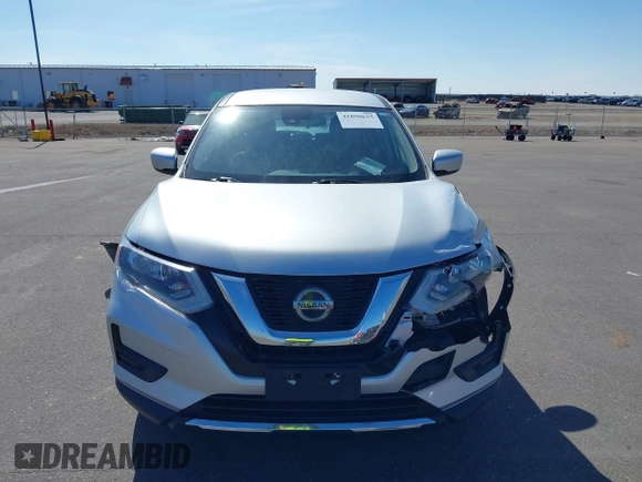 2019 Nissan Rogue SV with VIN KNMAT2MV0KP537250, listed as a IAAI auction lot 41850625 with 109,474 mi miles. Bid and sale history available at carsss.com. Image 12.
