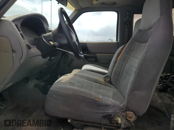 1996 Ford Ranger XL with VIN 1FTCR14A0TPA74350, listed as a Copart auction lot 53103215 with 174,483 mi miles and Clean title. Bid and sale history available at DreamBid. Image 7.
