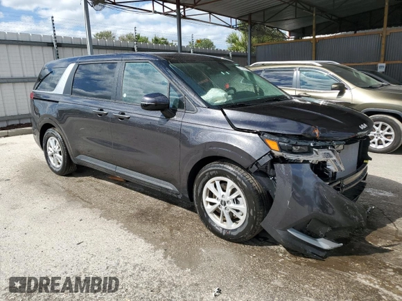 2024 Kia Carnival LX with VIN KNDNB4H32R6394374, listed as a Copart auction lot 50091394 with 2,685 mi miles and Clean Title. Bid and sale history available at carsss.com. Image 4.