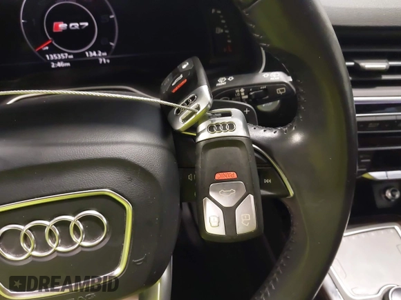 2018 Audi Q7 Prestige with VIN WA1VAAF76JD039452, listed as a IAAI auction lot 42246370 with 135,357 mi miles and . Bid and sale history available at DreamBid. Image 11.