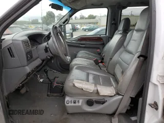 2002 Ford F-350 XL z VIN 1FTWW33F92EC03095, wystawiony jako Copart lot #42769205 z przebiegiem Nie podano mil oraz Szkoda całkowita • Salvage title. Historia ofert i sprzedaży dostępna na DreamBid. Obrazek 7.
