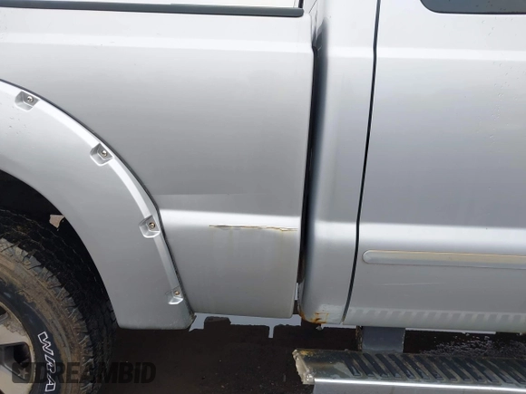2011 Ford F-250 XL with VIN 1FT7X2B66BEC87583, listed as a IAAI auction lot 42166369 with 171,334 mi miles and . Bid and sale history available at DreamBid. Image 6.