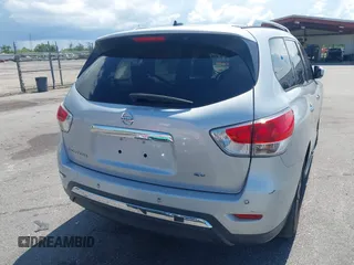 2015 Nissan Pathfinder SV with VIN 5N1AR2MN4FC698515, listed as a IAAI auction lot 42585800 with 202,005 mi miles and . Bid and sale history available at DreamBid. Image 16.