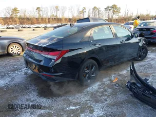 2023 Hyundai Elantra SEL with VIN KMHLM4AG9PU519986, listed as a IAAI auction lot 41174534 with 20,499 mi miles and . Bid and sale history available at DreamBid. Image 4.