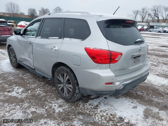 2017 Nissan Pathfinder SV with VIN 5N1DR2MN2HC687013, listed as a IAAI auction lot 41362733 with 129,832 mi miles. Bid and sale history available at carsss.com. Image 3.