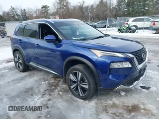 2021 Nissan Rogue Platinum with VIN JN8AT3DD5MW302224, listed as a IAAI auction lot 41632024 with 43,707 mi miles. Bid and sale history available at carsss.com. Image 1.