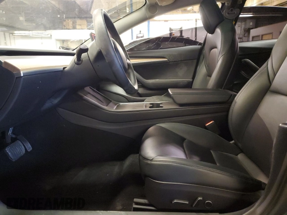 2022 Tesla Model 3 z VIN 5YJ3E1EAXNF313989, wystawiony jako Copart lot #88564835 z przebiegiem 35 407 mil mil oraz Szkoda całkowita • Salvage title. Historia ofert i sprzedaży dostępna na DreamBid. Obrazek 7.