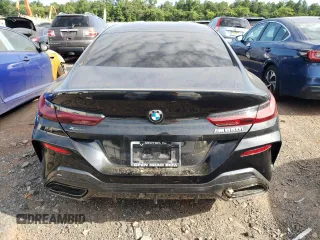 2022 BMW 8 Series M850i with VIN WBAGV8C01NCH65668, listed as a Copart auction lot 61305903 with 0 mi miles. Bid and sale history available at carsss.com. Image 6.