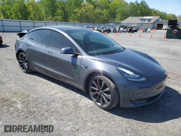 2020 Tesla Model 3 Performance z VIN 5YJ3E1EC1LF713406, wystawiony jako Copart lot #55252595 z przebiegiem 39 905 mil mil oraz Szkoda całkowita • Salvage title. Historia ofert i sprzedaży dostępna na DreamBid. Obrazek 4.