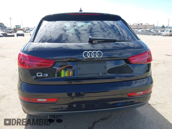 2017 Audi Q3 Premium Plus z VIN WA1HCCFS7HR001054, wystawiony jako IAAI lot #41583344 z przebiegiem 79 330 mil mil oraz . Historia ofert i sprzedaży dostępna na DreamBid. Obrazek 16.