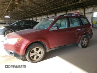 2011 Subaru Forester X z VIN JF2SHBBC6BH725340, wystawiony jako Copart lot #56429515 z przebiegiem 148 016 mil mil oraz Tytuł czysty. Historia ofert i sprzedaży dostępna na DreamBid. Obrazek 1.