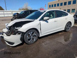 2020 Subaru Legacy Premium z VIN 4S3BWAC6XL3017226, wystawiony jako Copart lot #50627745 z przebiegiem 57 611 mil mil oraz Szkody całkowita. Historia ofert i sprzedaży dostępna na DreamBid. Obrazek 1.