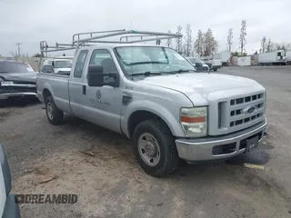 2008 Ford Super Duty F-250 SRW XL with VIN 1FTSX20Y48EC46974, listed as a IAAI auction lot 41637500 with 224,489 mi miles. Bid and sale history available at carsss.com. Image 1.