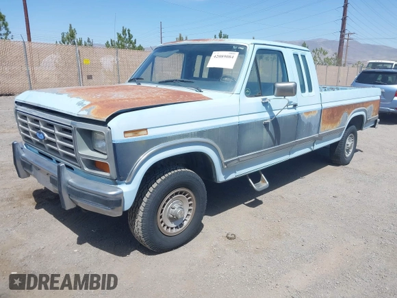 1986 Ford F-150 with VIN 1FTEX14N8GKA92289, listed as a IAAI auction lot 42089084 with 33,539 mi miles. Bid and sale history available at carsss.com. Image 2.