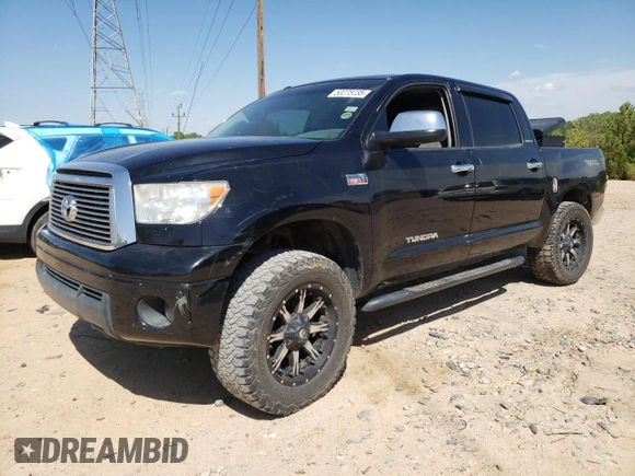 2010 Toyota Tundra Limited z VIN 5TFHW5F14AX146442, wystawiony jako Copart lot #53275735 z przebiegiem 261 468 mil mil oraz Szkoda całkowita • Salvage title. Historia ofert i sprzedaży dostępna na DreamBid. Obrazek 1.