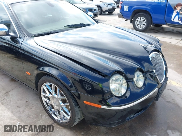 2007 Jaguar S-Type 3.0 with VIN SAJWA01A57FN75315, listed as a IAAI auction lot 41482994 with Not Provided miles. Bid and sale history available at carsss.com. Image 17.