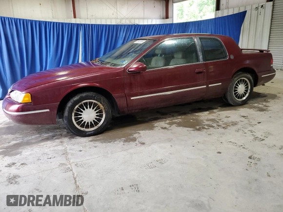 1997 Mercury Cougar z VIN 1MELM62WXVH603342, wystawiony jako Copart lot #56543965 z przebiegiem 151 497 mil mil oraz Czysty tytuł • Clean title. Historia ofert i sprzedaży dostępna na DreamBid. Obrazek 1.