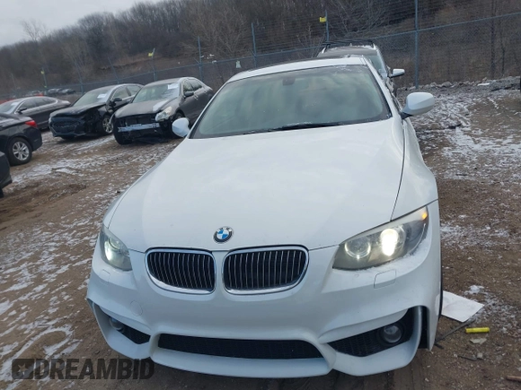 2011 BMW 3 Series 335i xDrive with VIN WBAKF9C54BE619741, listed as a IAAI auction lot 41561412 with 118,813 mi miles and . Bid and sale history available at DreamBid. Image 6.
