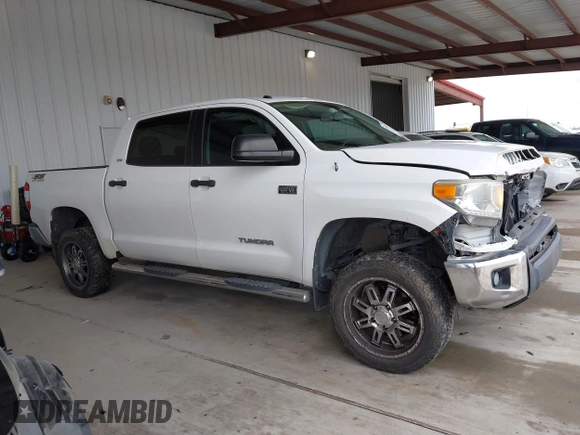 2014 Toyota Tundra 4WD Truck SR5 with VIN 5TFDW5F15EX375328, listed as a IAAI auction lot 41895453 with 131,707 mi miles. Bid and sale history available at carsss.com. Image 12.