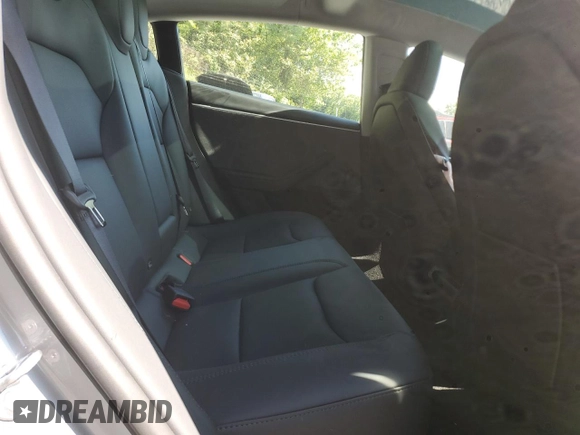 2025 Tesla Model 3 Long Range with VIN 5YJ3E1EA7SF994768, listed as a Copart auction lot 57649615 with 611 mi miles and Salvage title. Bid and sale history available at DreamBid. Image 10.