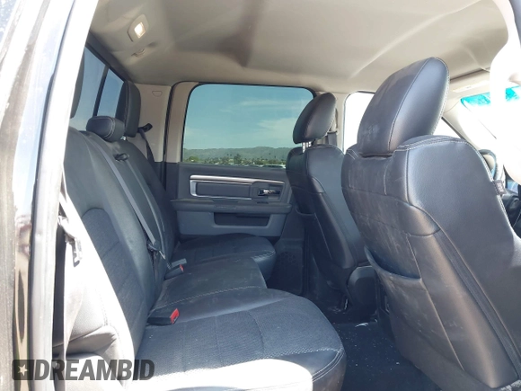2018 Ram 2500 Big Horn with VIN 3C6UR5DL9JG327168, listed as a IAAI auction lot 42025118 with 195,635 mi miles. Bid and sale history available at carsss.com. Image 8.
