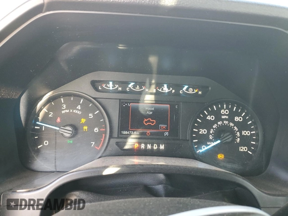 2018 Ford F-150 XL with VIN 1FTFX1E54JKC04497, listed as a Copart auction lot 53398455 with 198,473 mi miles and Salvage title. Bid and sale history available at DreamBid. Image 9.