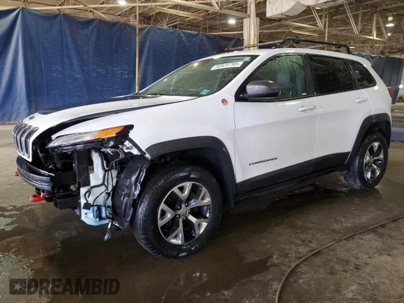 2015 Jeep Cherokee Trailhawk with VIN 1C4PJMBS2FW770370, listed as a Copart auction lot 50920795 with 170,119 mi miles and Clean Title. Bid and sale history available at carsss.com. Image 1.