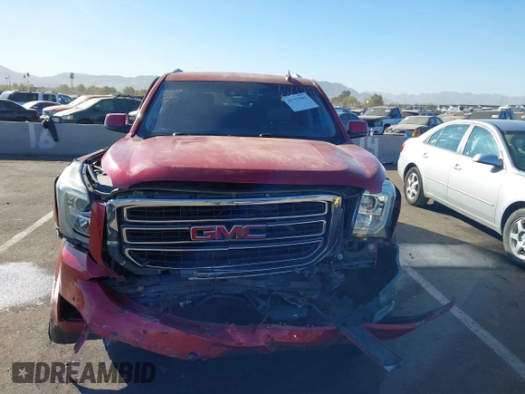 2015 GMC Yukon XL SLT with VIN 1GKS2HKC0FR585406, listed as a IAAI auction lot 41412441 with 210,321 mi miles. Bid and sale history available at carsss.com. Image 12.