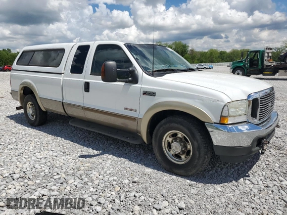 2004 Ford F-250 XL z VIN 1FTNX20P24EA26599, wystawiony jako Copart lot #56707985 z przebiegiem 165 292 mil mil oraz Szkoda całkowita • Salvage title. Historia ofert i sprzedaży dostępna na DreamBid. Obrazek 4.