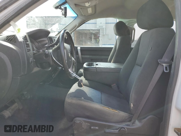2010 Chevrolet Silverado 1500 LT with VIN 3GCRKSE38AG163444, listed as a Copart auction lot 51784665 with 208,772 mi miles and Salvage Title. Bid and sale history available at DreamBid. Image 7.