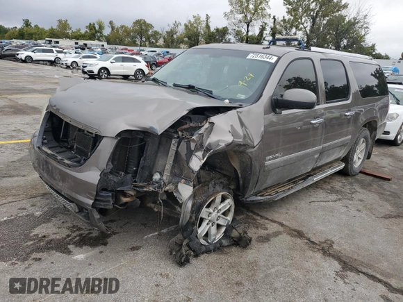 2011 GMC Yukon XL Denali with VIN 1GKS1MEF1BR191618, listed as a Copart auction lot 72516344 with 192,018 mi miles and Salvage Title. Bid and sale history available at carsss.com. Image 1.