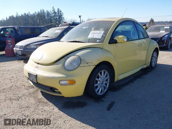 2005 Volkswagen New Beetle Coupe GLS with VIN 3VWCK31C25M404842, listed as a IAAI auction lot 41449439 with 117,428 mi miles. Bid and sale history available at carsss.com. Image 2.