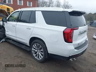 2024 GMC Yukon Denali with VIN 1GKS2DKL4RR386288, listed as a IAAI auction lot 41720262 with 5,736 mi miles. Bid and sale history available at carsss.com. Image 3.