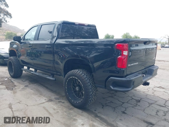 2021 Chevrolet Silverado 1500 RST with VIN 3GCPWDET7MG135016, listed as a IAAI auction lot 42153121 with 41,170 mi miles and . Bid and sale history available at DreamBid. Image 3.