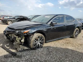 2021 Toyota Camry SE Nightshade with VIN 4T1G11AK6MU497664, listed as a Copart auction lot 44154145 with 32,321 mi miles and Salvage Title. Bid and sale history available at carsss.com. Image 1.