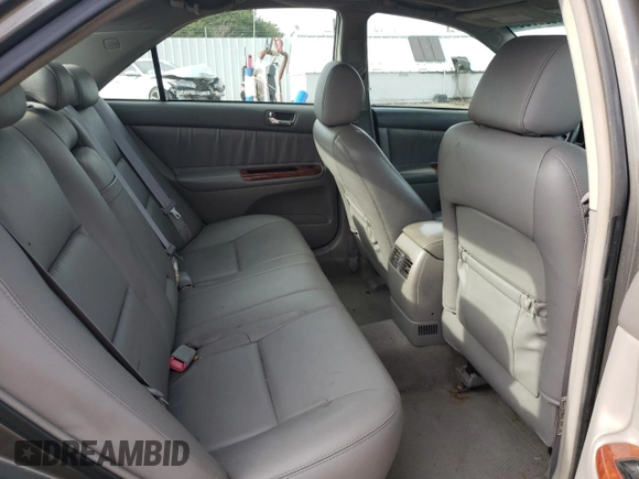 2006 Toyota Camry LE z VIN 4T1BF30K46U628070, wystawiony jako Copart lot #54582755 z przebiegiem 278 805 mil mil oraz Szkoda całkowita • Salvage title. Historia ofert i sprzedaży dostępna na DreamBid. Obrazek 10.