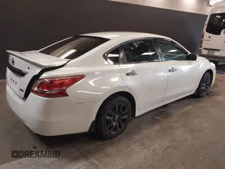 2013 Nissan Altima 2.5 S with VIN 1N4AL3AP1DC178101, listed as a IAAI auction lot 42109167 with 165,892 mi miles and . Bid and sale history available at carsss.com. Image 4.