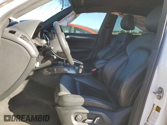 2014 Audi SQ5 Premium Plus z VIN WA1CGAFP5EA113196, wystawiony jako Copart lot #87652935 z przebiegiem 133 343 mil mil oraz Szkoda całkowita • Salvage title. Historia ofert i sprzedaży dostępna na DreamBid. Obrazek 7.