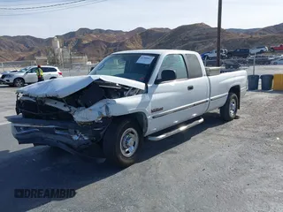 1999 Dodge Ram 2500 with VIN 1B7KC2362XJ593196, listed as a IAAI auction lot 41388015 with 466,535 mi miles. Bid and sale history available at carsss.com. Image 17.