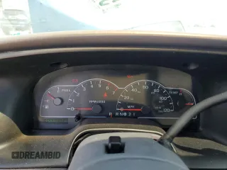 2002 Ford Windstar SE with VIN 2FMZA52432BB89435, listed as a Copart auction lot 57161005 with 156,081 mi miles and Salvage title. Bid and sale history available at DreamBid. Image 9.