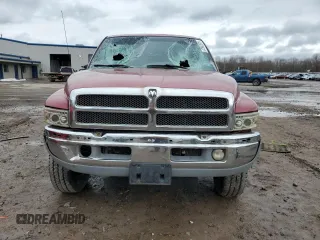 1999 Dodge 2500 z VIN 1B7KF2367XJ566373, wystawiony jako Copart lot #47942975 z przebiegiem 134 136 mil mil oraz Szkoda całkowita • Salvage title. Historia ofert i sprzedaży dostępna na DreamBid. Obrazek 5.