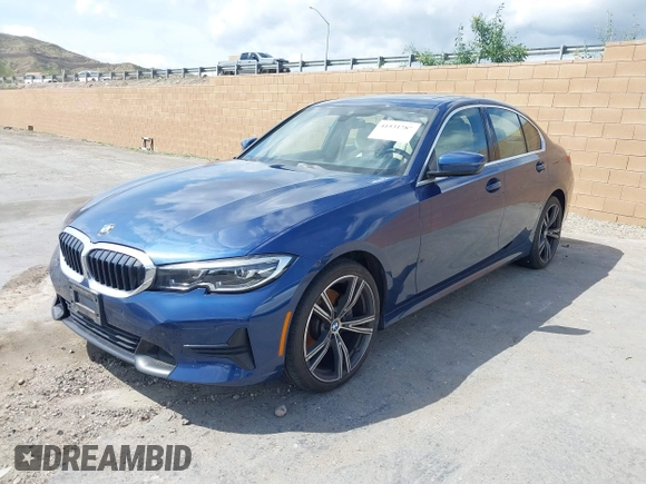2021 BMW 3 Series 330i with VIN 3MW5R1J08M8B68283, listed as a IAAI auction lot 41531787 with 31,060 mi miles. Bid and sale history available at carsss.com. Image 2.