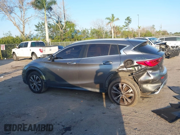 2017 Infiniti QX30 Luxury with VIN SJKCH5CR3HA020551, listed as a IAAI auction lot 41501816 with 78,511 mi miles. Bid and sale history available at carsss.com. Image 14.