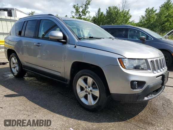 2017 Jeep Compass High Altitude with VIN 1C4NJDEB7HD109354, listed as a Copart auction lot 65372555 with 97,982 mi miles and Clean title. Bid and sale history available at DreamBid. Image 4.