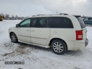 2009 Chrysler Town & Country Touring with VIN 2A8HR54X39R703438, listed as a Copart auction lot 86143644 with 254,748 mi miles and Clean Title. Bid and sale history available at DreamBid. Image 2.